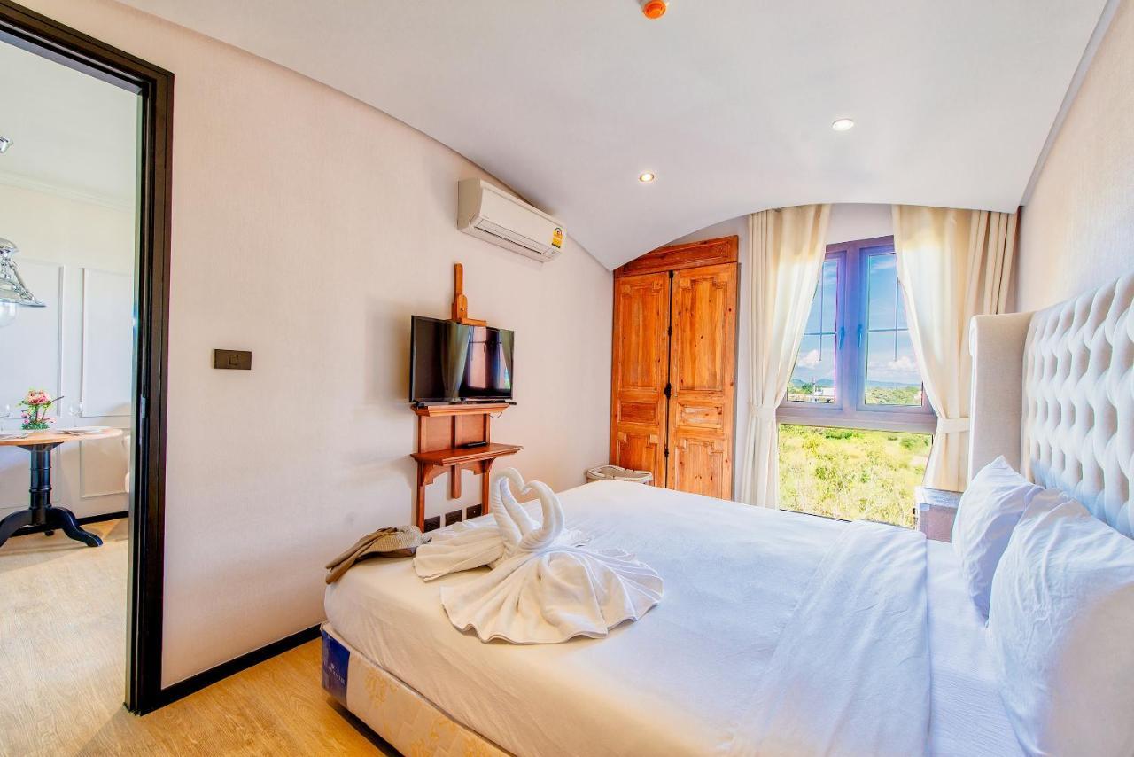 Venetian Residence Haat Jomtien Eksteriør bilde