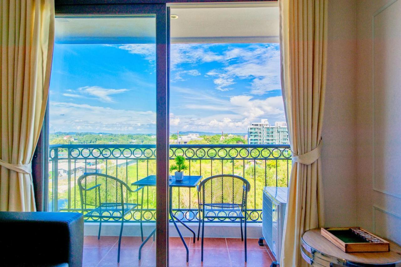 Venetian Residence Haat Jomtien Eksteriør bilde