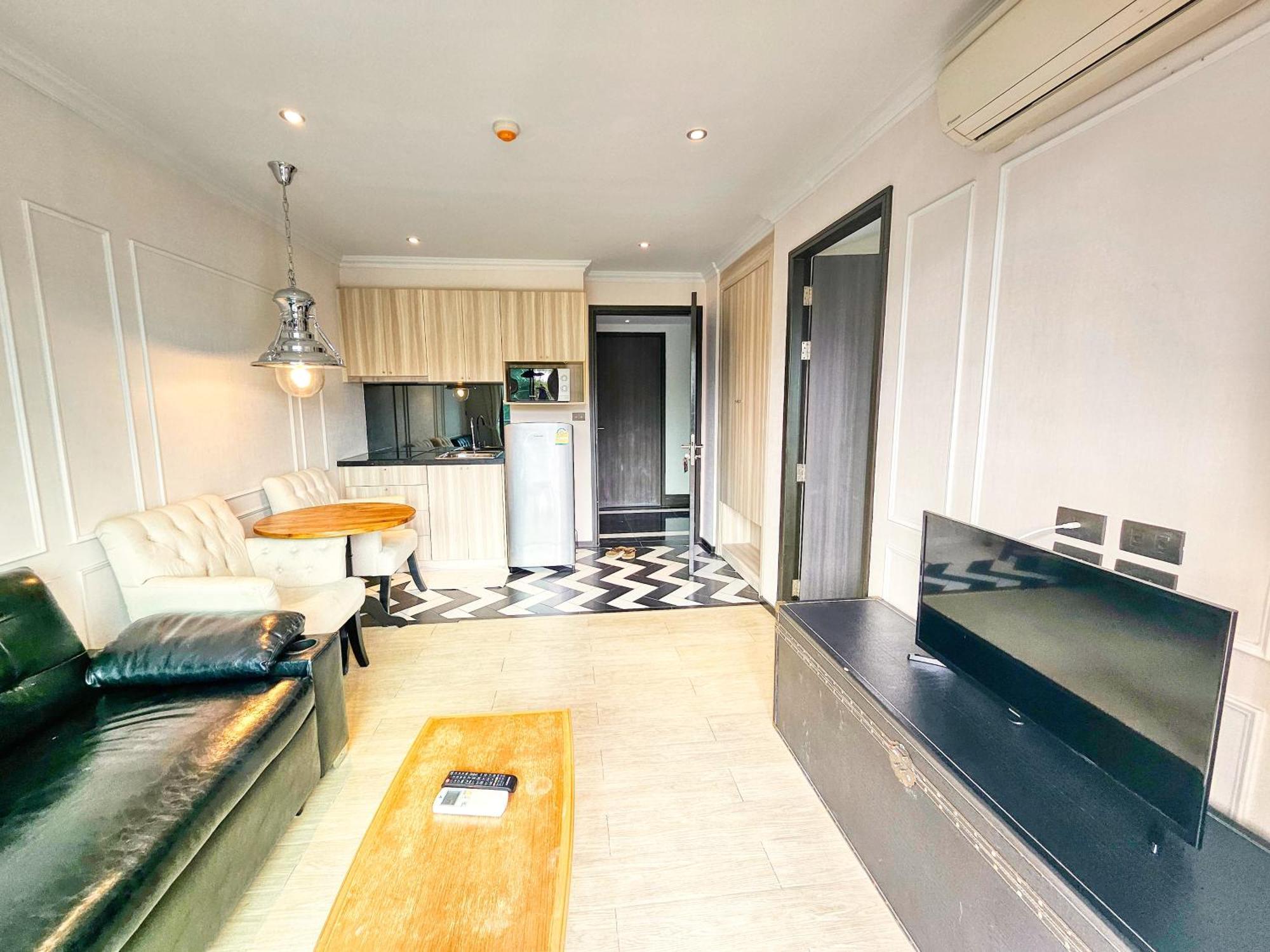 Venetian Residence Haat Jomtien Eksteriør bilde